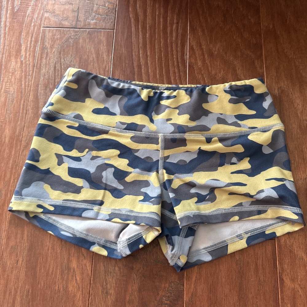 Fleo shorts